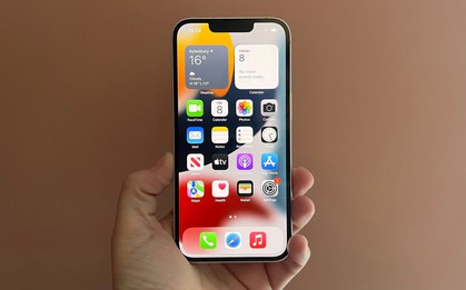 Mẫu iPhone "bình cũ rượu thơm", giảm kịch giá còn 11 triệu: Hàng mới cứng, rẻ, đẹp, đáng mua nhất cuối 2025
