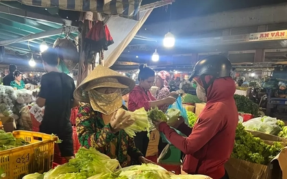 Rau trái về TPHCM tăng dần, nhiều loại chỉ 10.000 đồng/kg