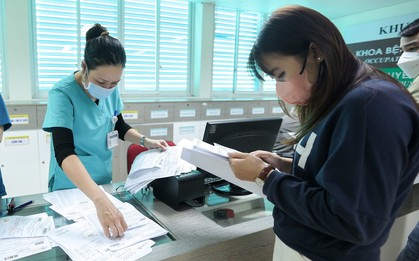 Bộ Y tế thông tin về lộ trình miễn viện phí toàn dân