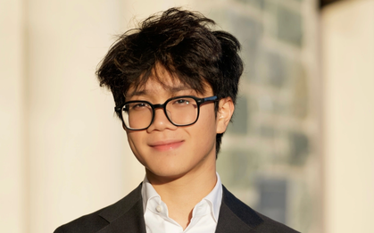 Tiểu thuyết cũng không dám viết: Nam sinh điển trai đỗ 11 chương trình Tiến sĩ từ năm 22 tuổi, từng thực tập ở Stanford, GPA gần tuyệt đối!