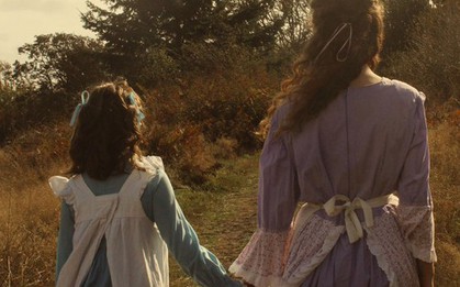 Bỗng 1 ngày, con bị bạn thân cô lập trong im lặng: Tâm tư của người mẹ đồng hành cùng con gái bước qua mối quan hệ đổ vỡ đầu tiên trong đời