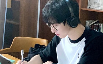 Trong tiếng Việt, có 1 từ càng nói nhanh càng thể hiện suy nghĩ đang... load chậm