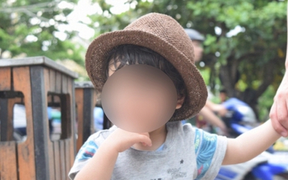 Phụ huynh Hà Nội bức xúc tố: "Đây chính là kiểu cha mẹ đáng ghét nhất, bề ngoài tỏ vẻ dạy con, thực chất ngấm ngầm chiều hư"!