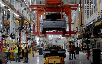 Cú sốc xe điện: Loạt nhà sản xuất pin và xe ô tô tại châu Á quay xe, điều chỉnh kế hoạch, xe xăng và hybrid dự kiến sẽ hồi sinh