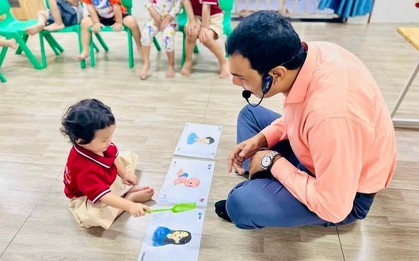 Đưa gần chục môn liên kết vào trường, trẻ chạy "sô" trong giờ học