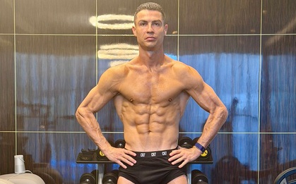 Không tin được Ronaldo 40 tuổi body vẫn nét căng cuồn cuộn như tạc tượng thế này