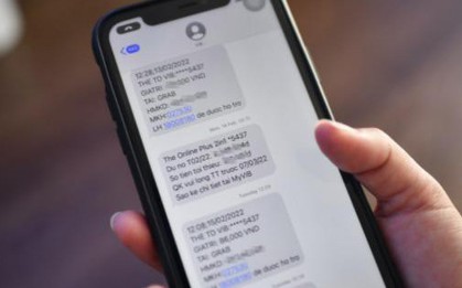 Từ ngày mai (22/12), một ngân hàng áp dụng mức phí mới đối với dịch vụ thông báo biến động số dư qua tin nhắn SMS/ZNS