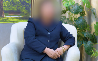 "Bà ngoại" U60 ngoại tình với trai trẻ bị chồng bắt tại trận: Ông ấy nhìn thấy em, mặt ông sầm lại...