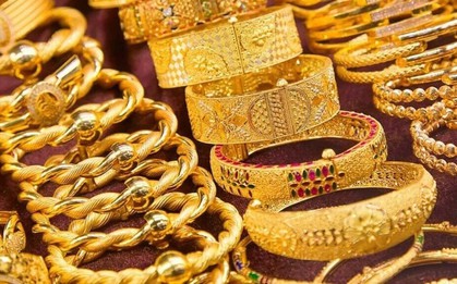 Chiều 22/12: Giá vàng thế giới lập đỉnh mới, giá vàng nhẫn trong nước chạm lại mốc 156 triệu đồng/lượng