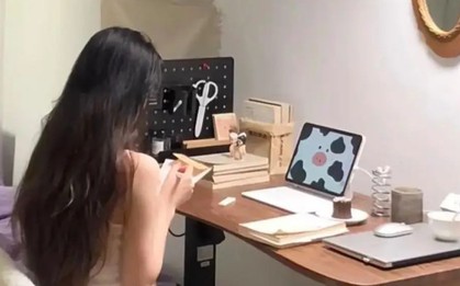 Căn hộ "ảo ma" ở Hong Kong: Chật không nhích nổi người vẫn sống tốt, đặc biệt có toilet riêng