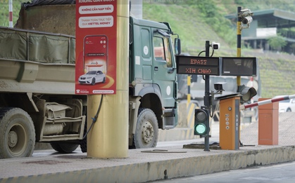 Qua trạm thu phí không dừng: Phương thức thanh toán nào nhanh - an toàn - thuận tiện cho chủ xe?