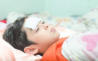 Trẻ tiêm vaccine viêm não Nhật Bản nhưng vẫn mắc, bác sĩ chỉ sai lầm từ bố mẹ