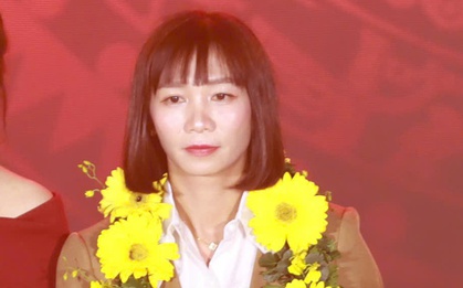 Chỉ giành Quả bóng đồng, tiền vệ Trần Thị Thùy Trang ẩn ý "bất công" gây xôn xao cõi mạng