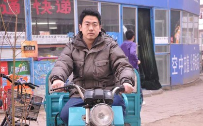 Phát hiện một Tiến sĩ đi làm shipper, thu nhập hơn 748 triệu đồng/năm: “Họ nói tôi đang tranh việc của người có trình độ thấp hơn”