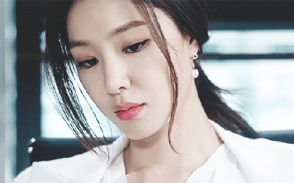 Phụ nữ có 2 lõm 1 lồi: Dấu hiệu sức khỏe tốt, trẻ lâu và đời sống vợ chồng viên mãn