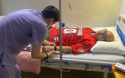 Nam ca sĩ Việt nhập viện vì kiệt sức, ngày chỉ ngủ 3 tiếng