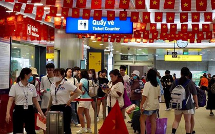 TP.HCM miễn phí vé tàu xe Tết Dương lịch: Metro số 1 và Phương Trang cùng tung "át chủ bài"