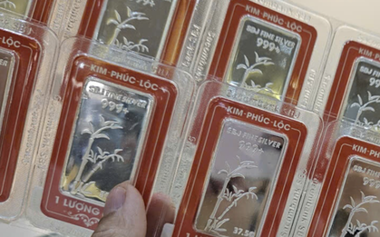 Giá bạc hôm nay 29-12: Rớt thẳng đứng, chuyên gia cảnh báo rủi ro