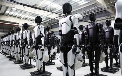 Trung Quốc ra mắt dịch vụ cho thuê robot hình người để làm việc, kể cả ma chay cưới hỏi...