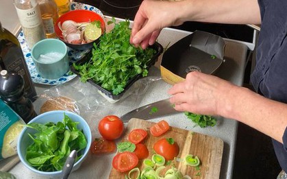 Tôi đổi đúng 1 loại gia vị trong bữa cơm mà cả tuần làm gì cũng suôn sẻ, nhẹ như không