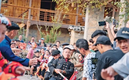 Ngôi làng 'đi bằng internet' lên bản đồ du lịch thế giới