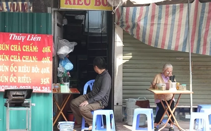 Người dân bám trụ, kinh doanh giữa dự án đường “đắt nhất hành tinh”