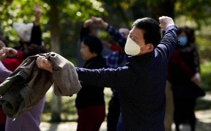 Cúm A đang tăng nhanh: Đừng bỏ qua khuyến cáo "1 hạn chế, 1 tạm hoãn, 1 đủ và 1 tránh" đển né ốm vặt