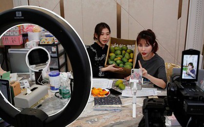 Kinh doanh online trên Shopee, TikTok, các sàn đã nộp thuế thay, hộ kinh doanh cần xuất hóa đơn nữa không? - Cục Thuế trả lời