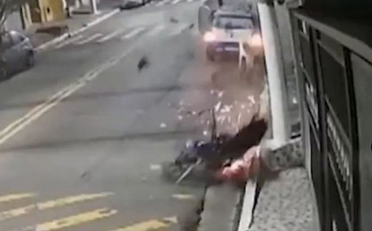 Ghen tuông, cô gái lái ô tô tông bạn trai và bạn thân tử vong