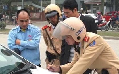 Từ ngày mai, 2 lỗi vi phạm giao thông bắt đầu bị xử phạt, người dân chú ý