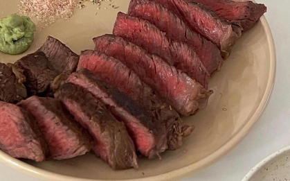 Kỳ lạ người phụ nữ ăn thịt bò mỗi ngày để… giảm mỡ máu, 3 tháng sau bác sĩ cũng phải bất ngờ khi tái khám