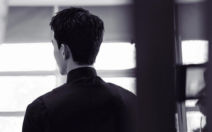 Nam diễn viên từng lao đao vì scandal qua đêm với đàn chị hơn 21 tuổi, riêng học vấn thì không thể bắt bẻ!