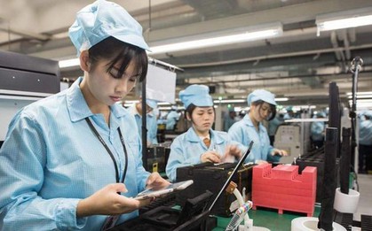 2 năm đi làm xa gửi về 1,1 tỷ đồng nhưng bố mẹ khẳng định “không nhận được”, tôi đến ngân hàng xin kiểm tra camera thì phát hiện sự thật cả đời không thể quên