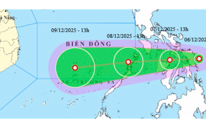 Áp thấp nhiệt đới giật cấp 8 sắp vào Biển Đông