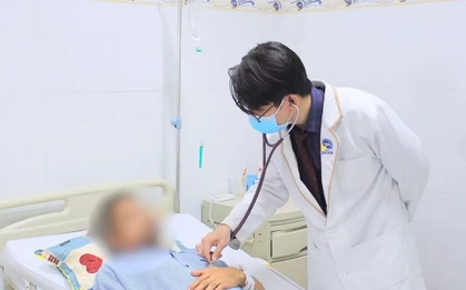 Sai lầm phổ biến sau khi bị rắn độc cắn khiến người đàn ông nguy kịch