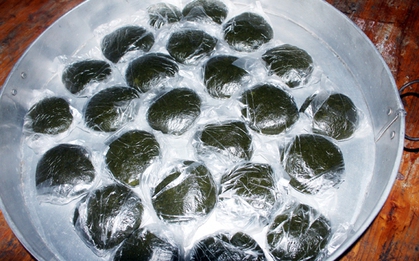 Món bánh cái tên "độc lạ" của Lạng Sơn, du khách nhận xét: Tưởng khó ăn nhưng ngon không tưởng!