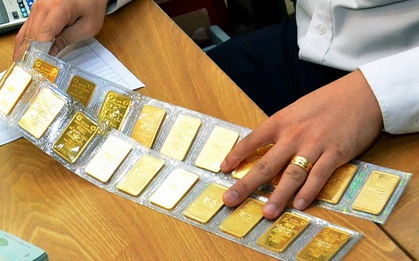 Sáng 6-12, giá vàng miếng SJC vẫn neo cao