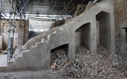 Phát hiện cầu thang cổ hé lộ kiến trúc “Pompeii thất lạc”