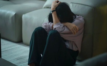 Chưa từng vay nợ, cô gái chết sững với khoản nợ xấu 5,3 tỷ đồng: Tan nát khi phát hiện ra thủ phạm!