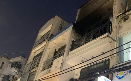 Chập điện gây cháy căn nhà 3 tầng ở phường Cầu Kiệu, TPHCM