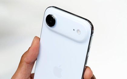 iPhone mới của Apple "thủng đáy", rớt giá thảm hại khiến người mua "khóc thét"