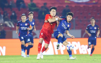 Cựu HLV Thái Lan thẳng thừng chê sân bóng V.League, chỉ ra sự thật đáng buồn về trận đấu đầy ắp tuyển thủ