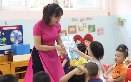 Sắp hết tháng Giêng, hàng nghìn giáo viên Hà Nội vẫn chưa có thưởng Tết