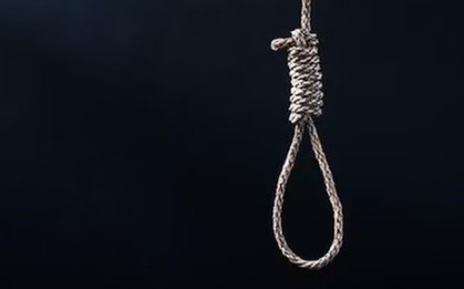 Không được trả lương trong 5 năm, cô gái tự tử tại nhà riêng