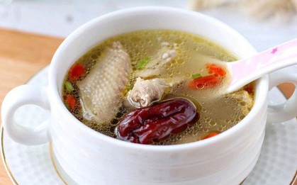 Phụ nữ nên ăn 3 loại canh này thường xuyên để có làn da mịn màng, tăng cường estrogen và nữ tính hơn