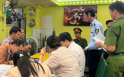 Canh ban đêm, Đoàn kiểm tra TP Nha Trang làm việc với chủ quán bị tố "chặt chém"