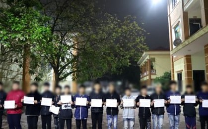 10 thanh niên vô cớ chém đứt gân tay người đi đường ở Bắc Ninh