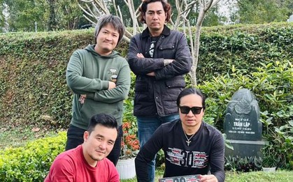 Sau 30 năm, ai còn nghe Bức Tường?