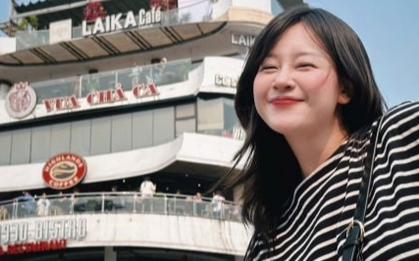 Cô gái Hà Nội gây sốt với mẹo chụp ảnh Hàm Cá Mập khi đông người