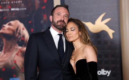 Ben Affleck thừa nhận cuộc ly hôn với Jennifer Lopez là đáng xấu hổ